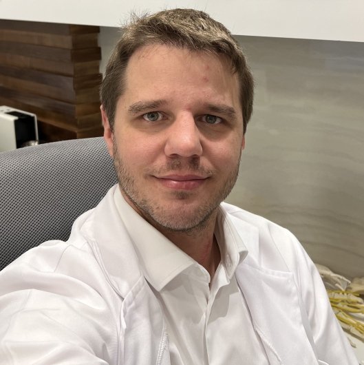 Dr. Leandro Chemello
