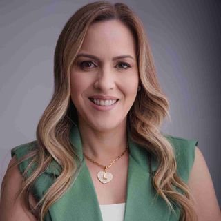 Dra. Lorena Rodrigues Alencar