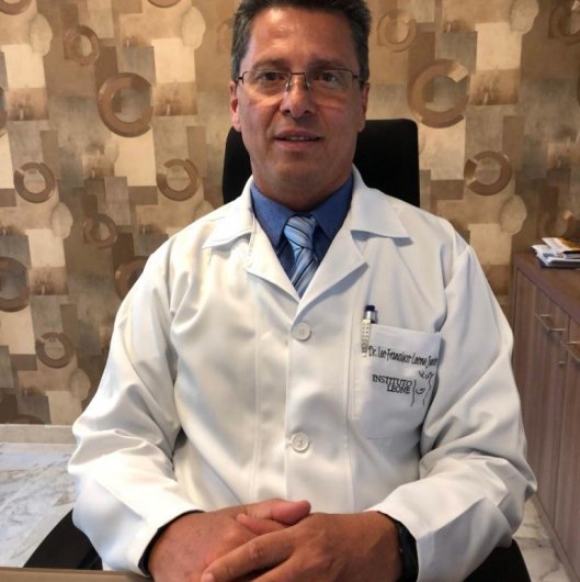 Dr. Leo Francisco Leone Junior