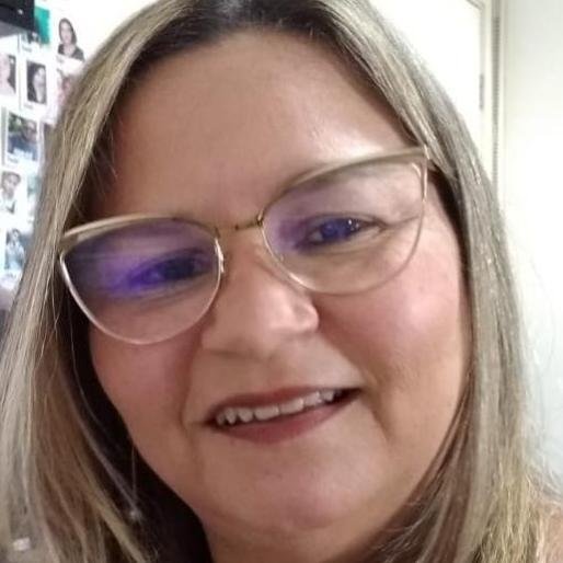 Prof. Gianne Ferreira