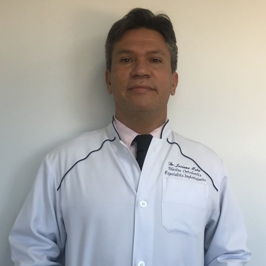 Dr. Josiano Silva Mota