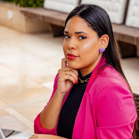 Dra. Thaiza Carvalho