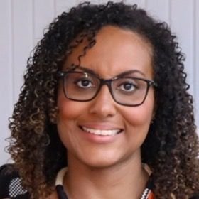 Dra. Luana Pereira