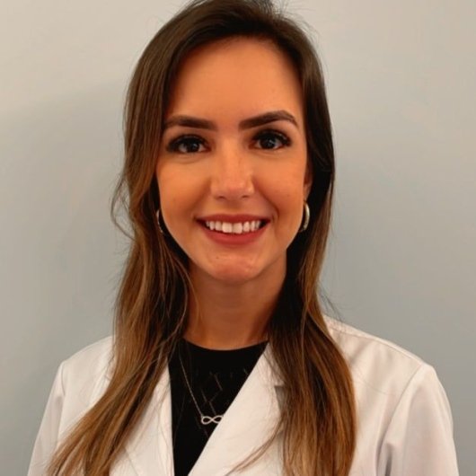 Dra. Rafaela Comaru