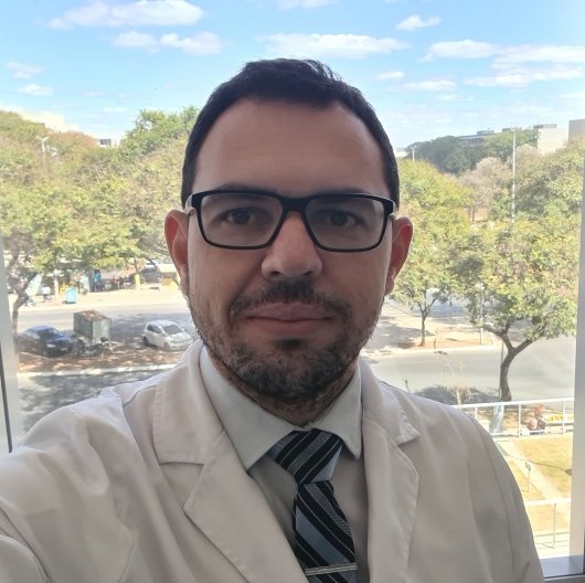 Dr. Thiago Castanheira Borges Oliveira