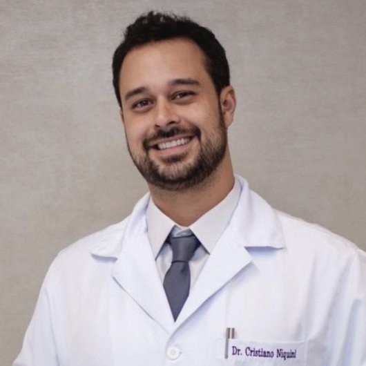 Dr. Cristiano Niquine