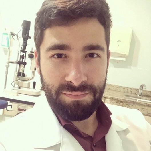 Dr. Vitor Heinrich