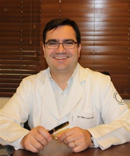 Dr. Fábio Luís Salata