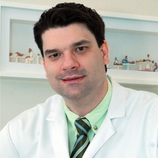 Dr. Rodrigo Antoniassi