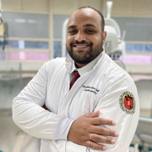 Dr. Gilberto Ferro Junior