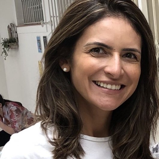 Fabiana Maria De Oliveira E Silva Canda