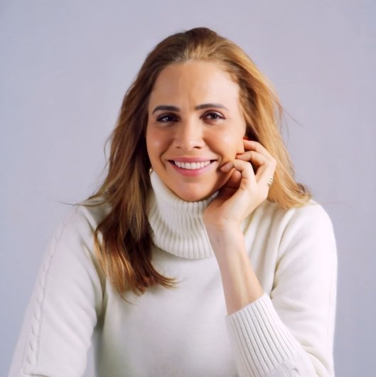 Dra. Joelma Naves De Carvalho