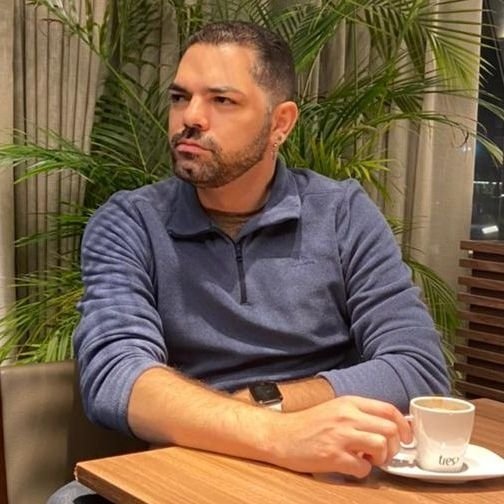Dr. Maycon Barboza