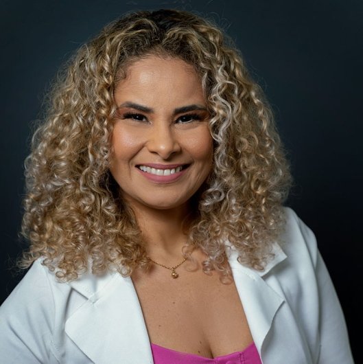 Dra. Ozinea Silva