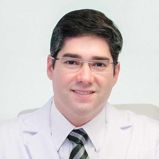 Dr. Bruno Loyola Godoy
