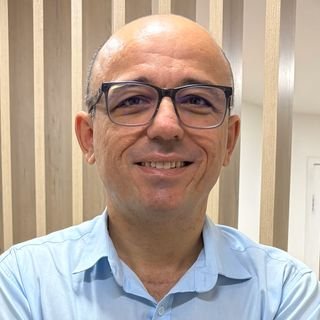 Dr. Roberto Mendonça