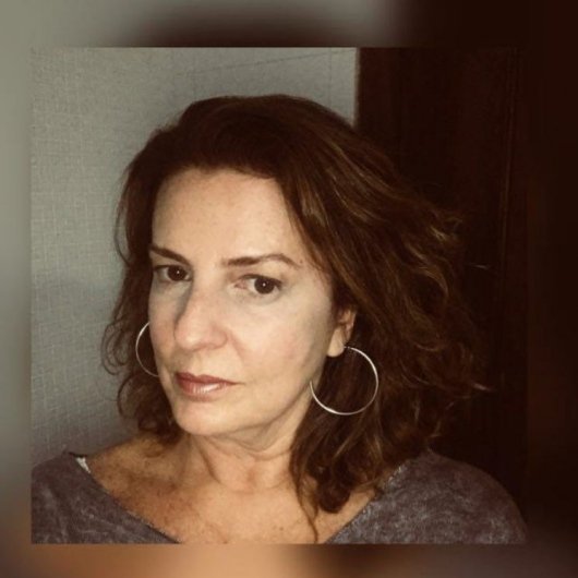 Dra. Claudia Barroso Ribeiro