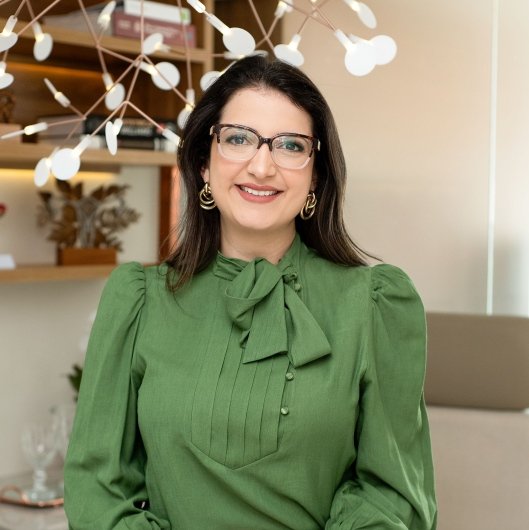 Dra. Jessica Stein