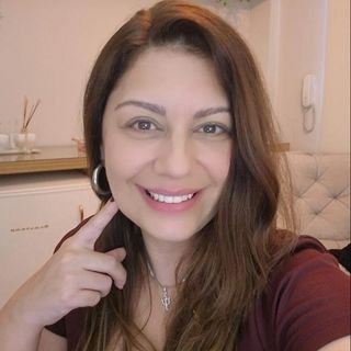 Tábata Reina Aurichio