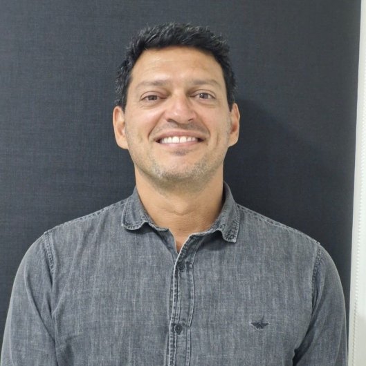 Dr. Diogo de Almeida Maciel levy Tavares