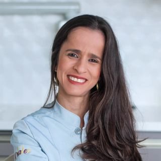 Dra. Dra. Leila Coimbra