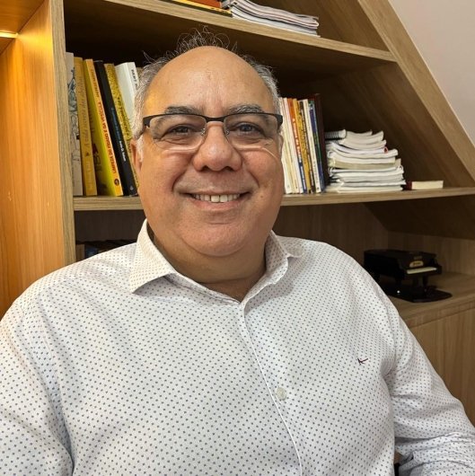Dr. Ailton Pimenta Dias