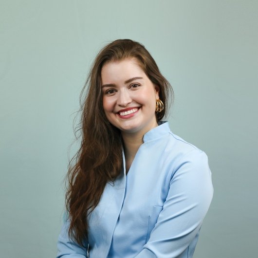 Dra. Luiza Prata