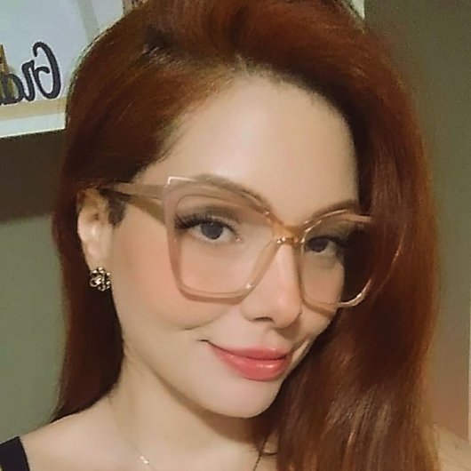 Dra. Claudia Lima Fank