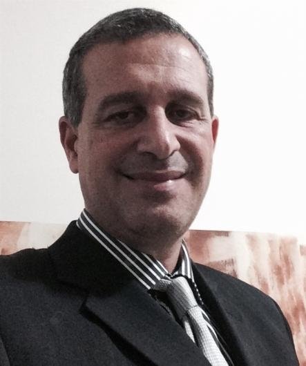 Dr. Sandro Bichara