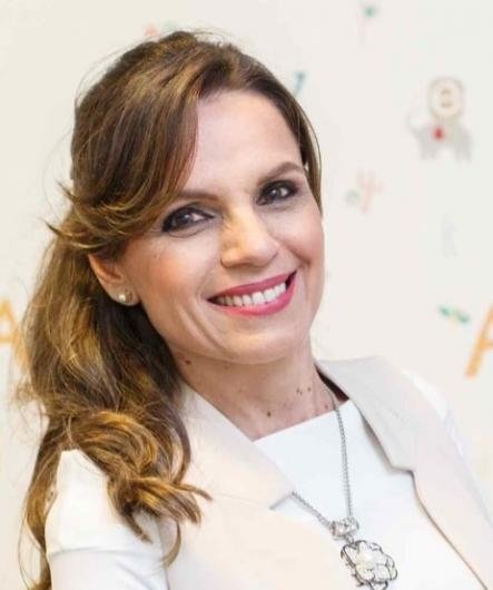 Dra. Ana Marcia Guimarães Alves