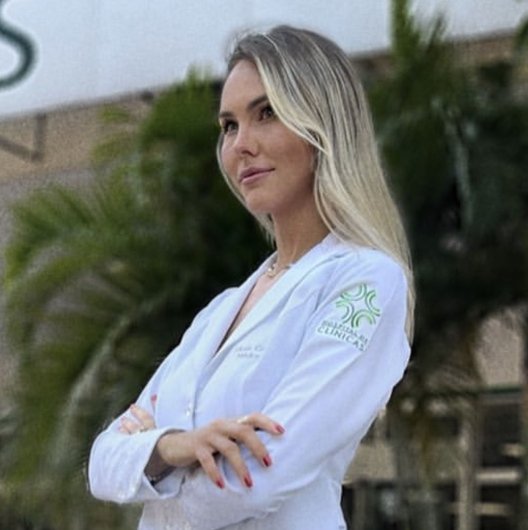 Dra. Thaís Conte