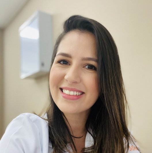 Dra. Carolina Moreira Montresor Veiga