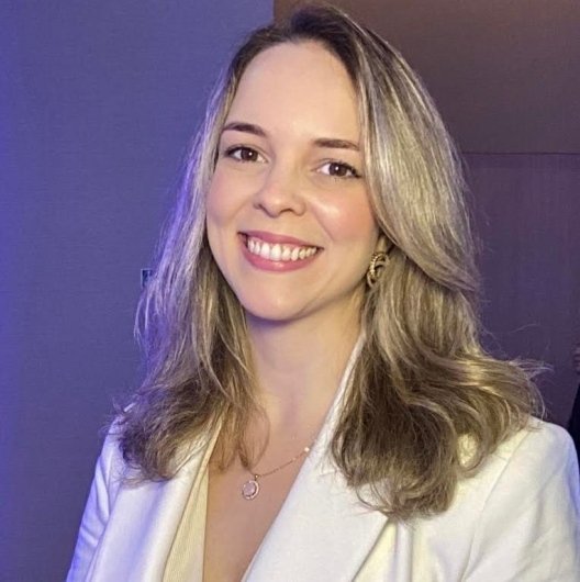 Dra. Sarah Pini
