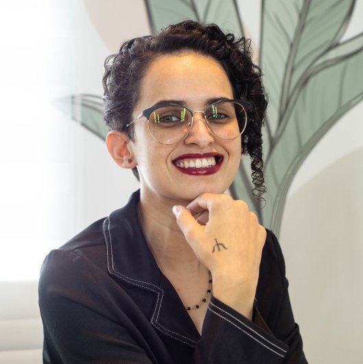 Dra. Aline Vicente