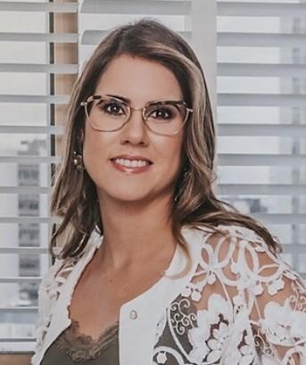 Dra. Camila Zoby