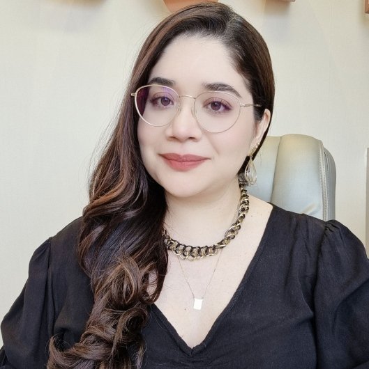 Prof. Larissa Leite Barboza