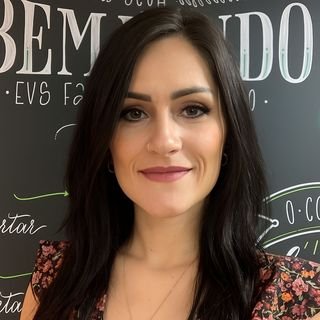Dra. Camila Coutinho Batista Esteves