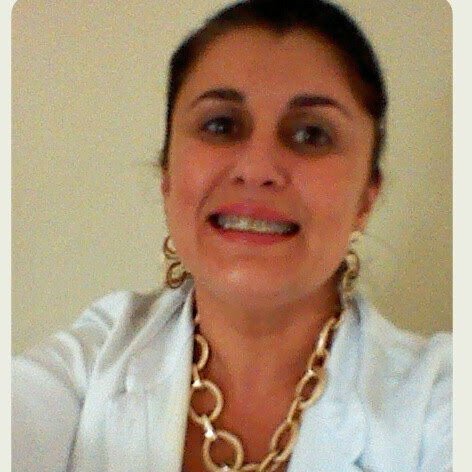Dra. Emilaine Justus Ferreira