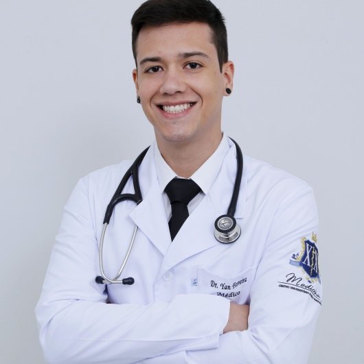 Dr. Yan Ferreira de Almeida