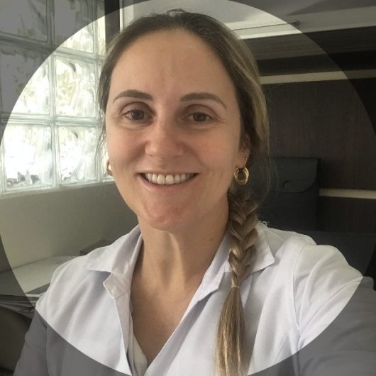 Dra. Carin Dilene Tiefensee