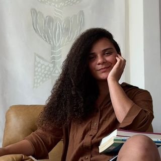 Lara Nascimento Junqueira
