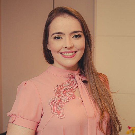 Larissa Alves Teixeira Castelo
