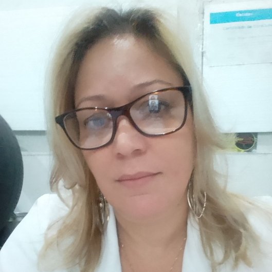Dra. Andréia Oliveira
