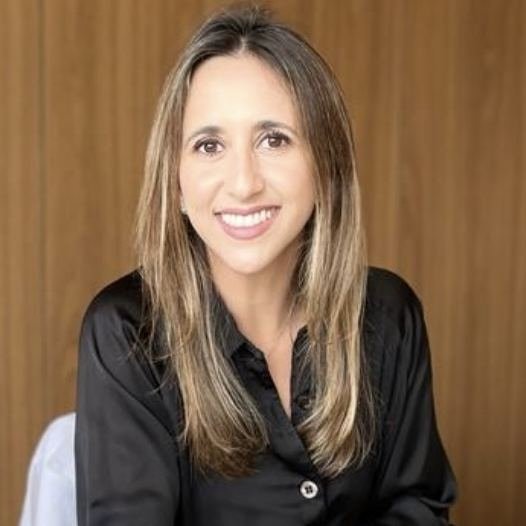 Dra. Priscila Rangel Conde Freitas