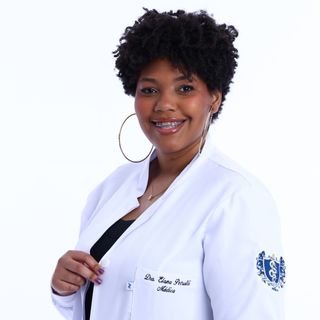 Dra. Elana Petrolli Inácio