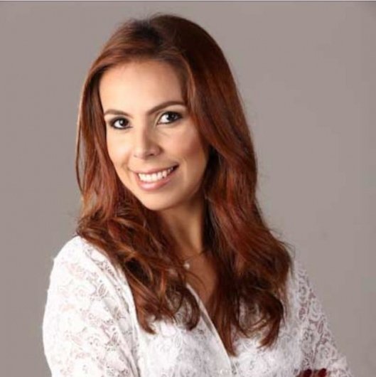 Dra. Elisa Barbugiani Borges