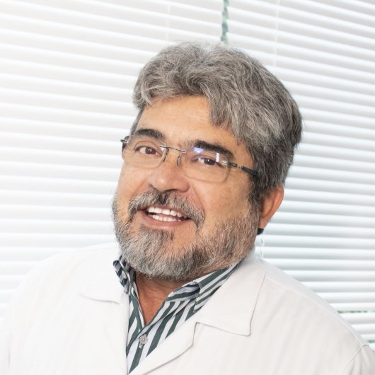 Dr. Teodorico Neto