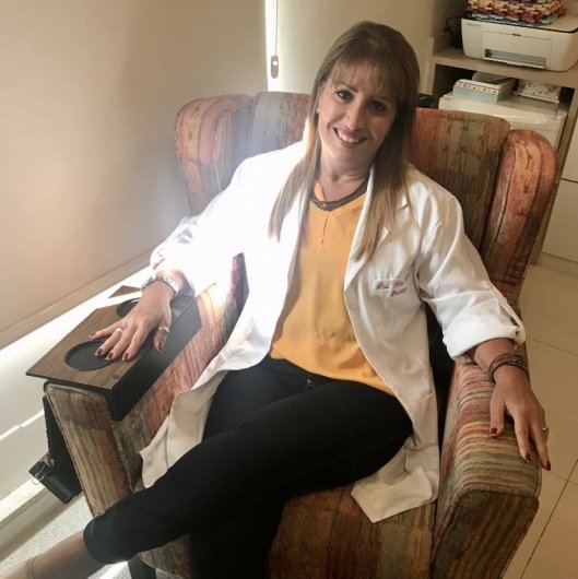 Dra. Kátia Cabral