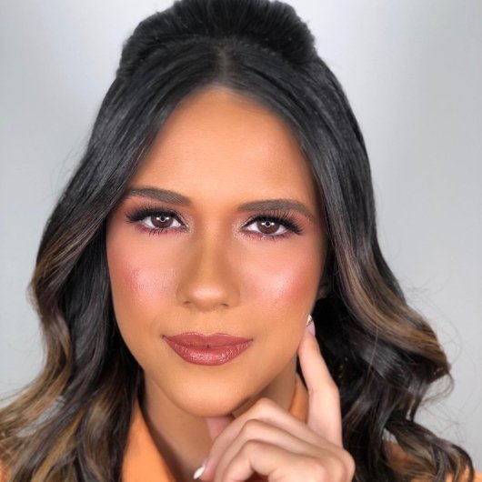 Dra. Camila Soares