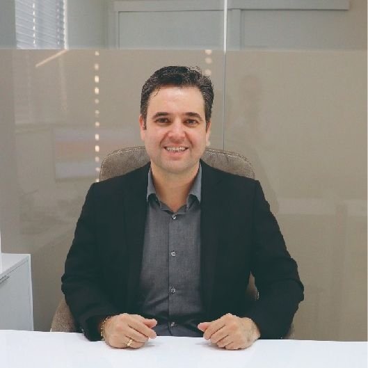 Dr. Alex Dornelles
